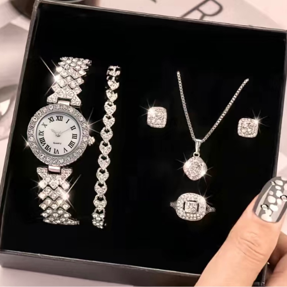 1pc Rhinestone Decor Quartz Watch Luxury Noman Numeral Analog Wristwatch & 5 pcs